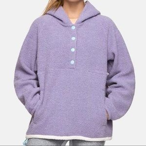 Outdoor voices mega fleece in Pale Iris
